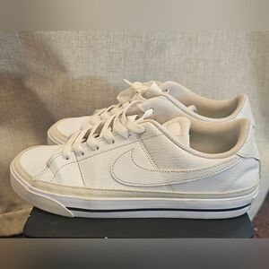Nike White Low-Top Athletic Sneakers